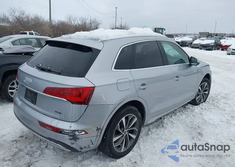 2021 Audi Q5 Premium 45 Tfsi Quattro S Tronic z USA, uszkodzony, nr VIN WA1AAAFYXM2132238